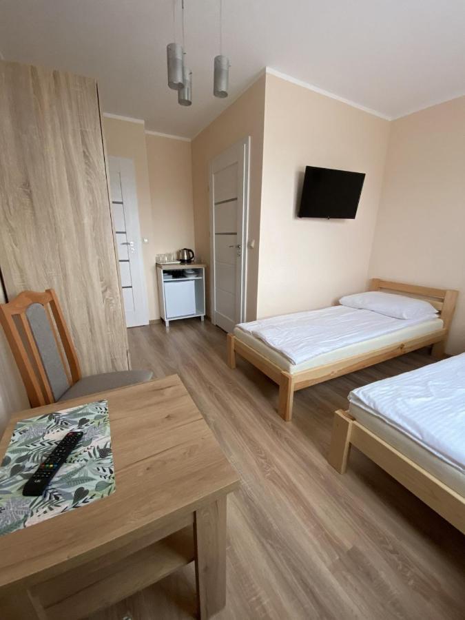 Pokoje Goscinne „Ikar” Ustronie Morskie Exteriör bild