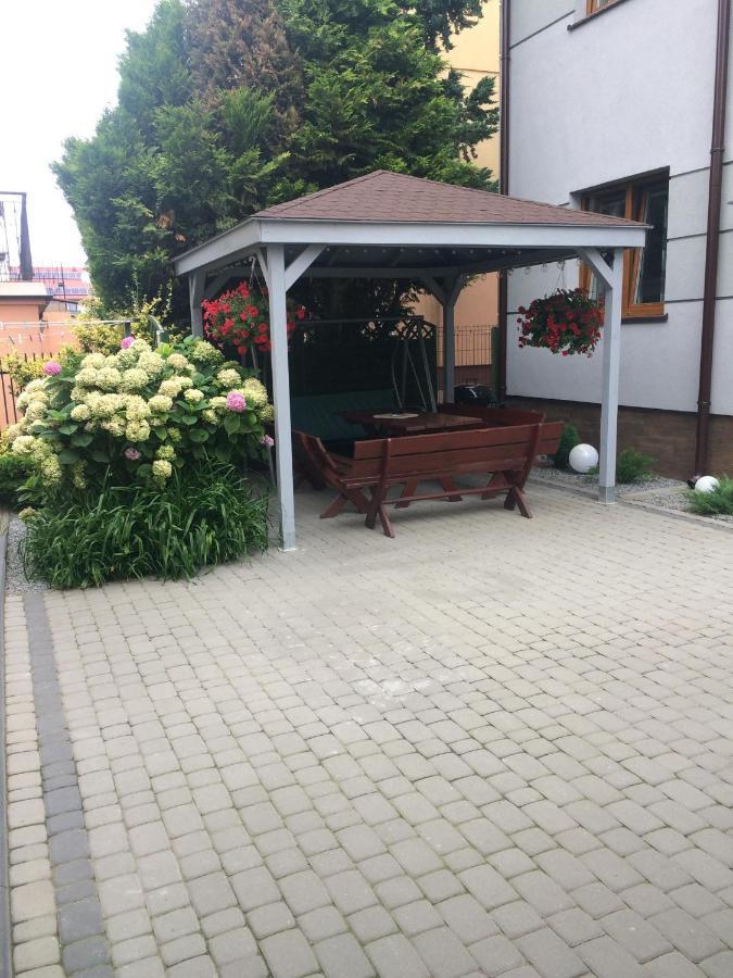 Pokoje Goscinne „Ikar” Ustronie Morskie Exteriör bild